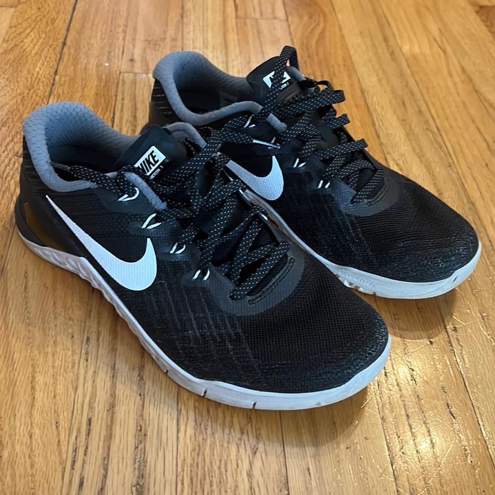 NIKE METCON 3